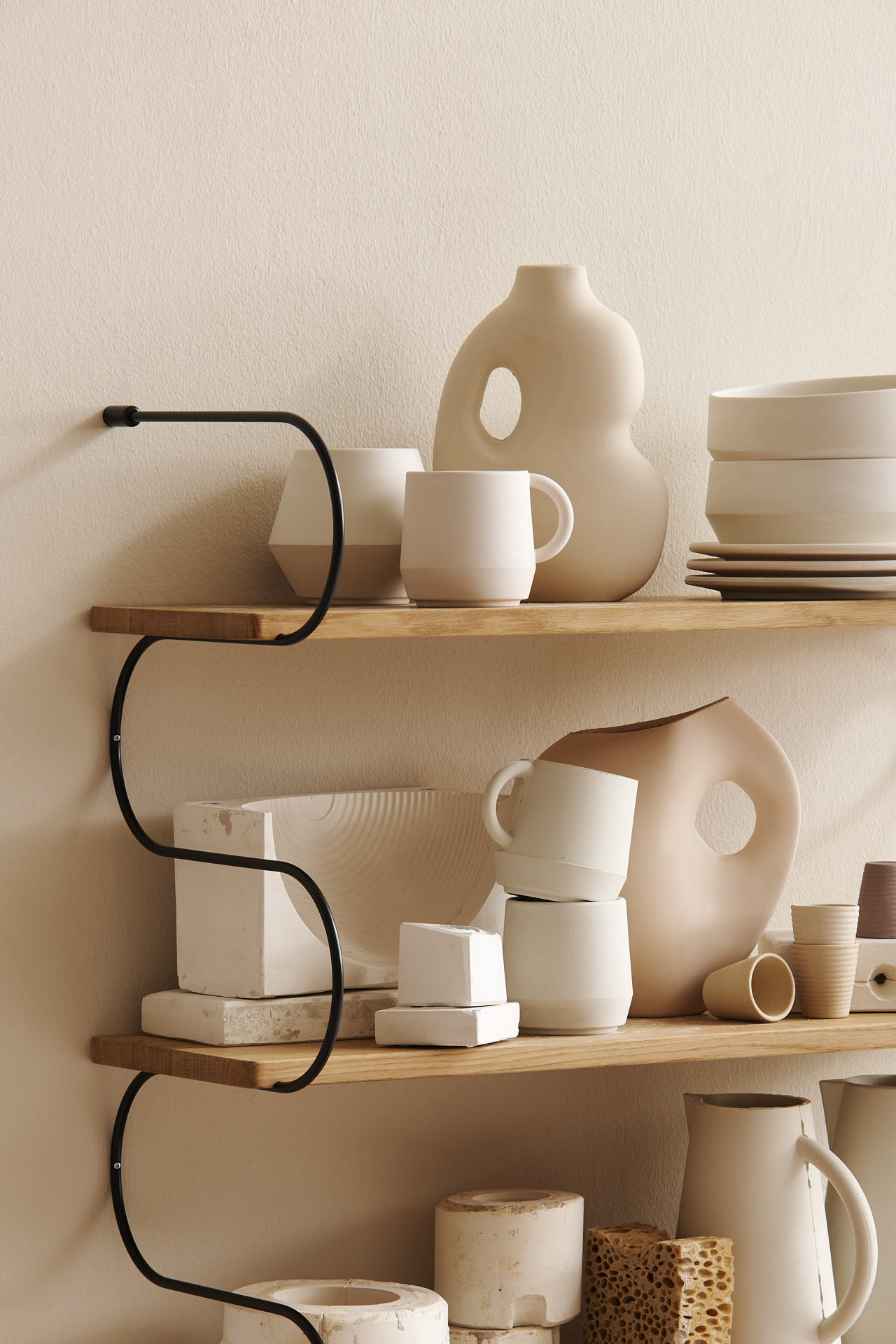 Shelf "ONDA" small double shelf black