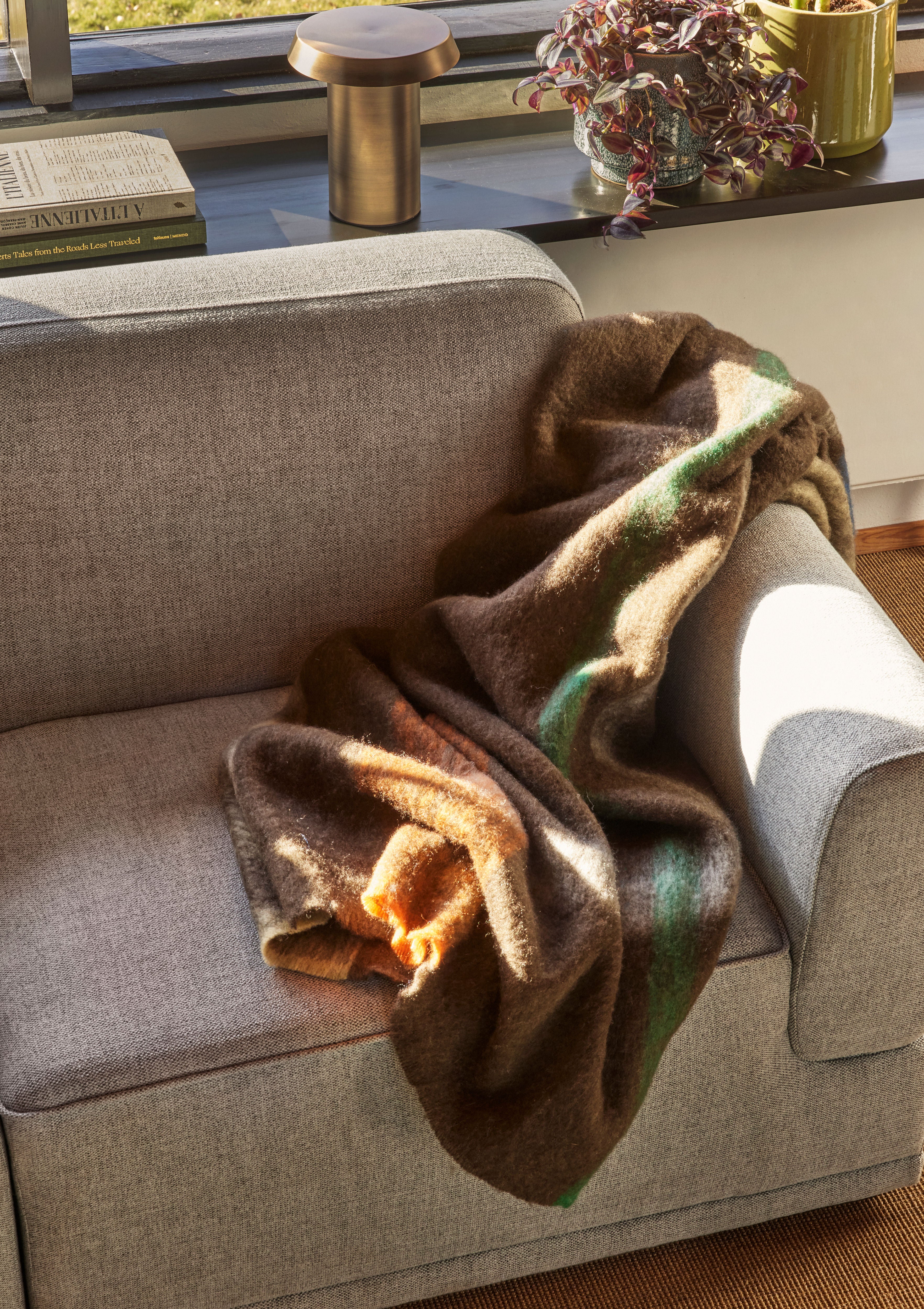 Blanket "Graphic" Brown Striped