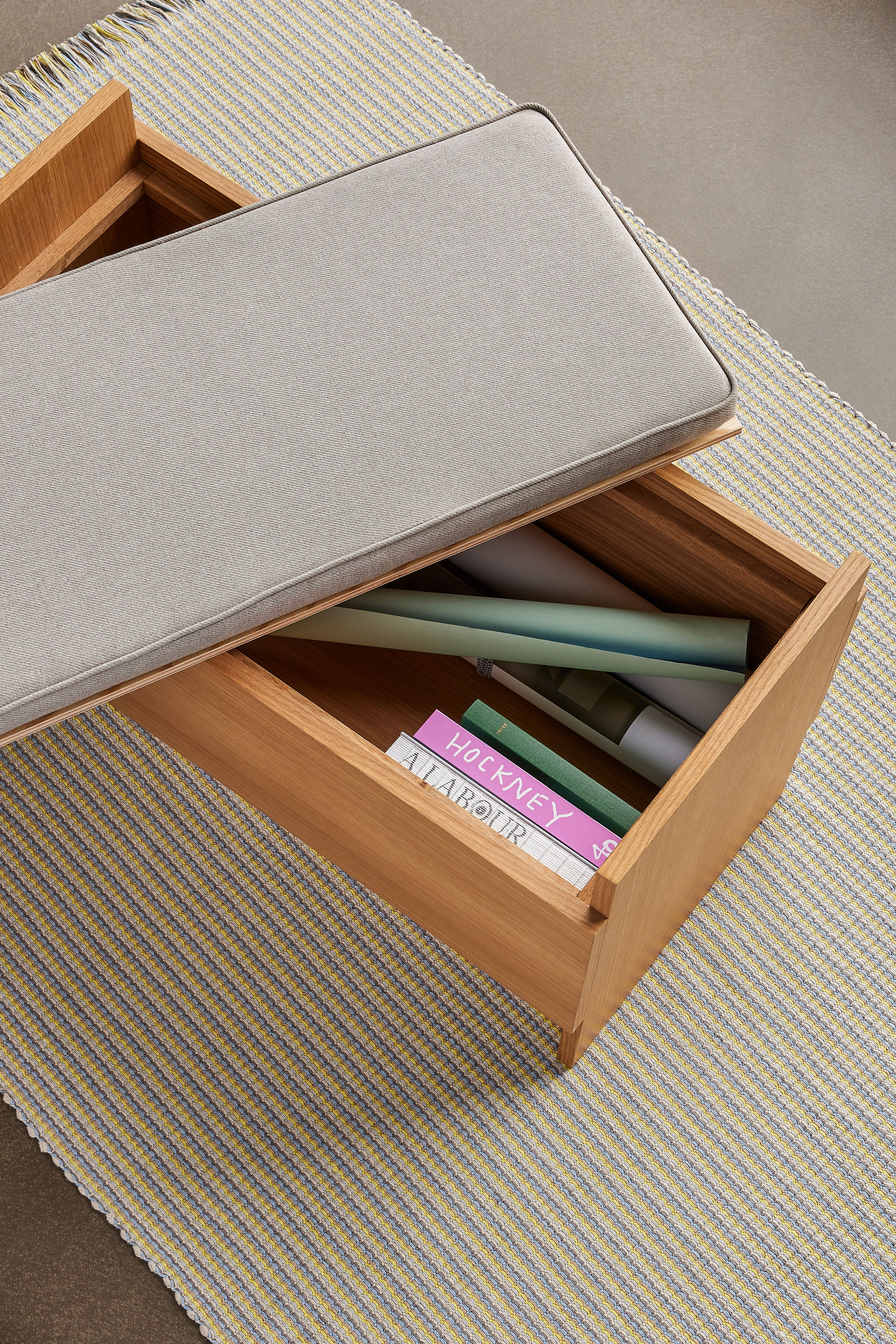 Bank "Forma" Sandfarben/Naturfarben mit Stauraum