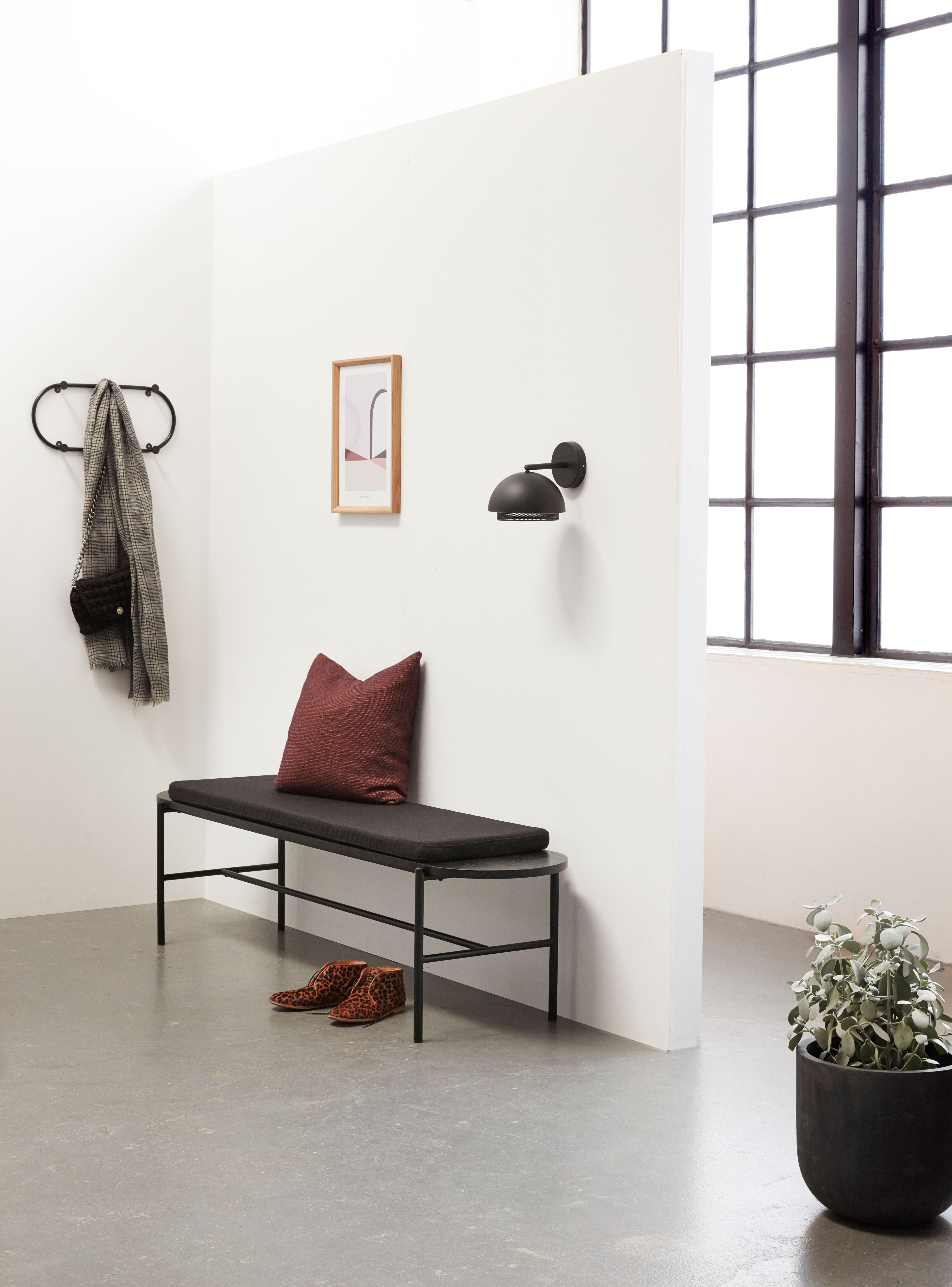 Sitzbank "Norm" Schwarz