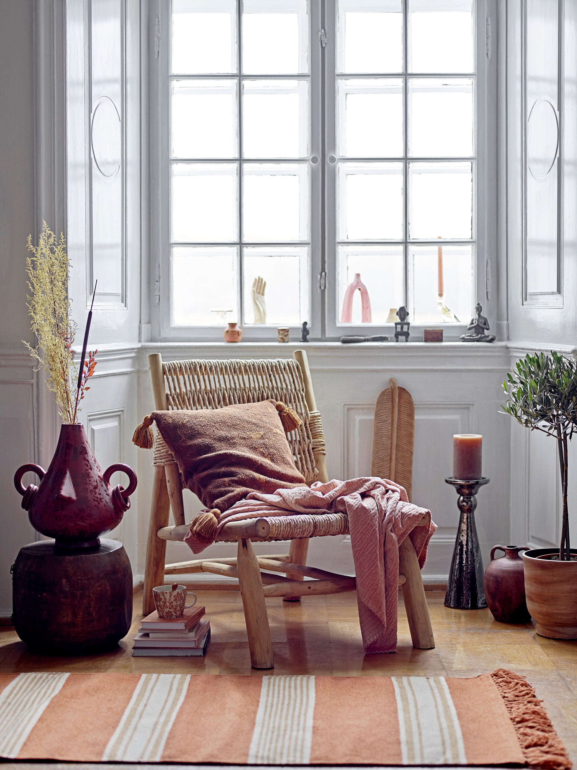 Decorative vase "Tarun" brown stoneware