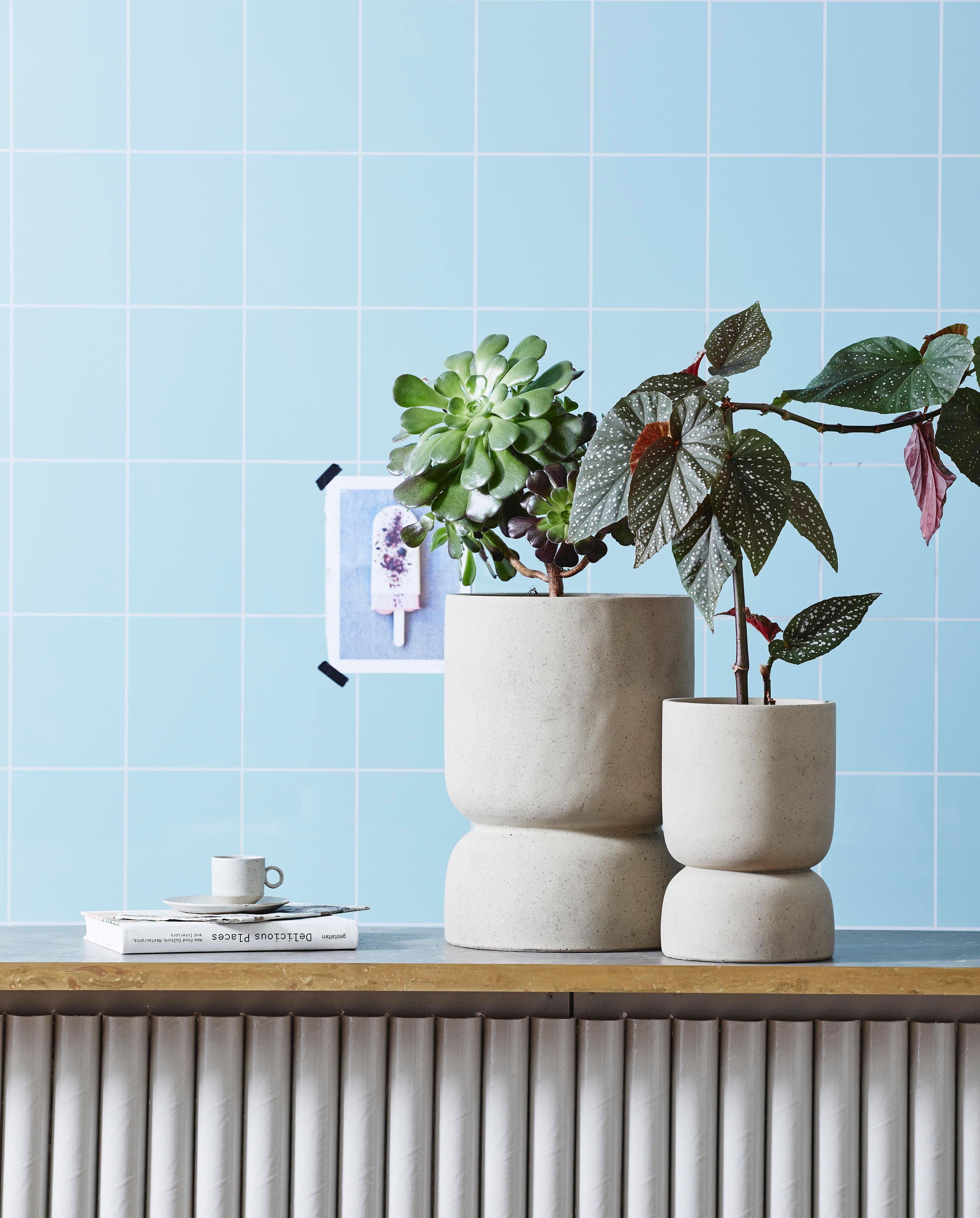 Flowerpot "AJONU" M Grey