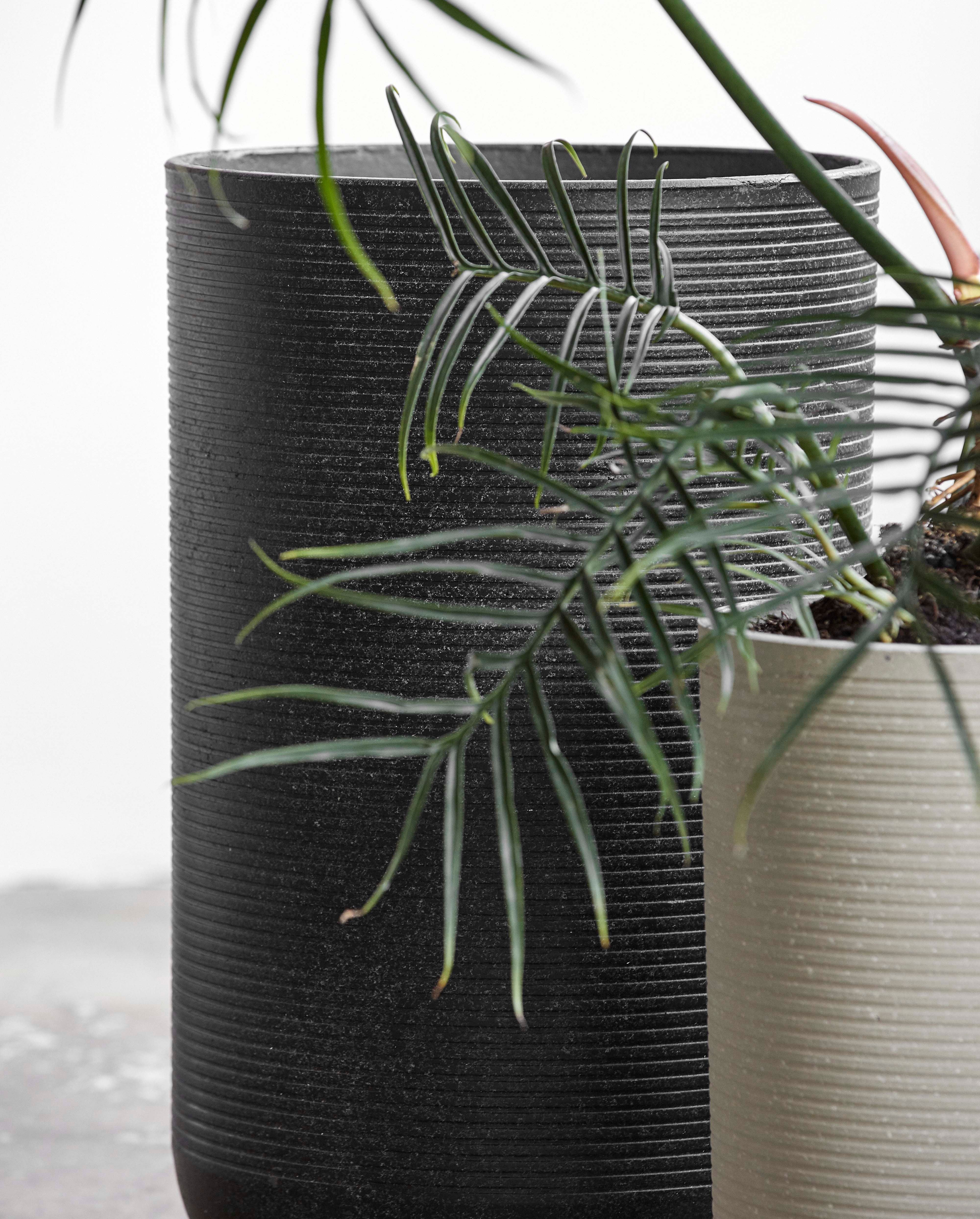 Flowerpot "GRANITO" Black