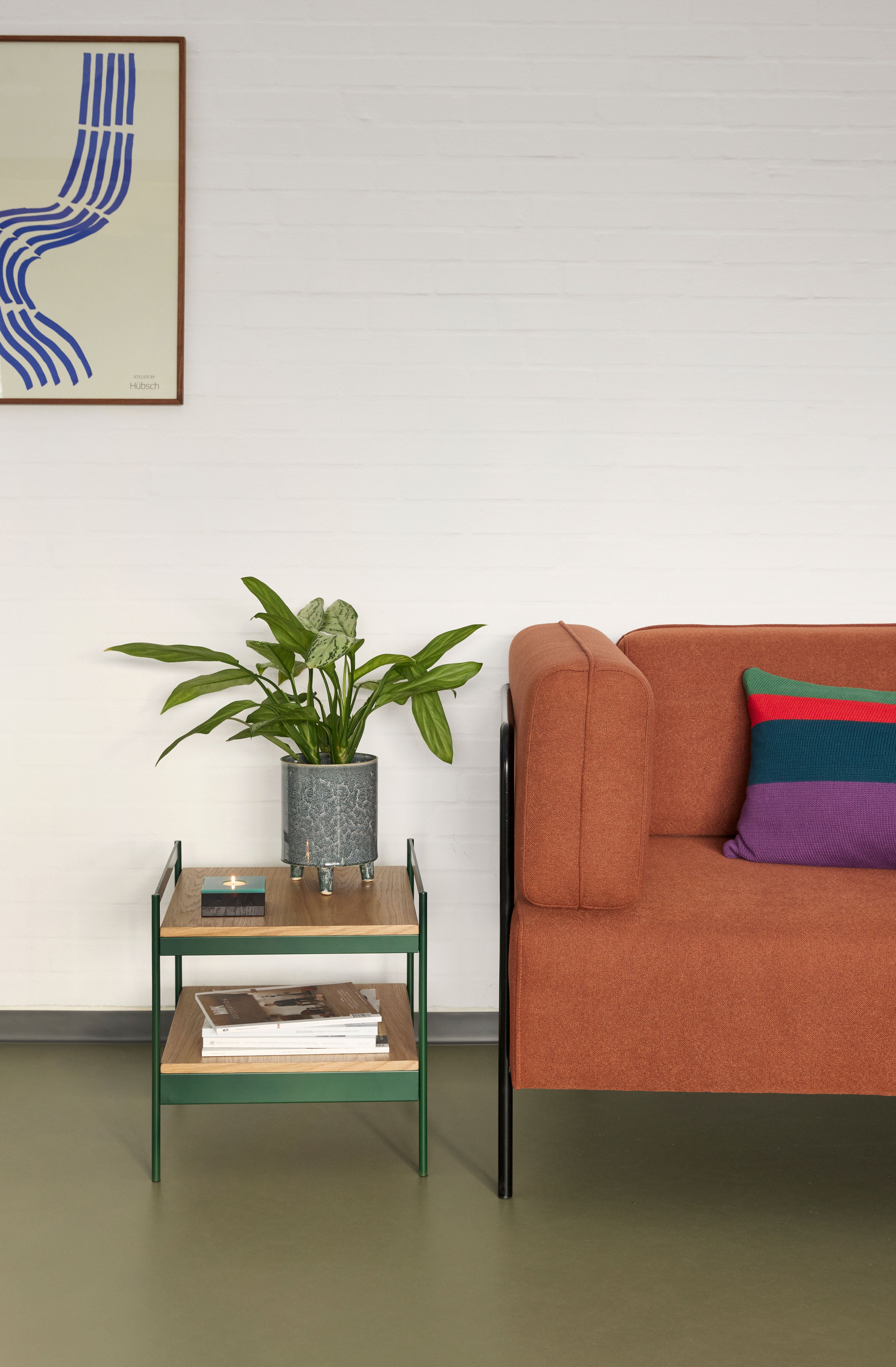 Side table "Jaunty" green natural colors