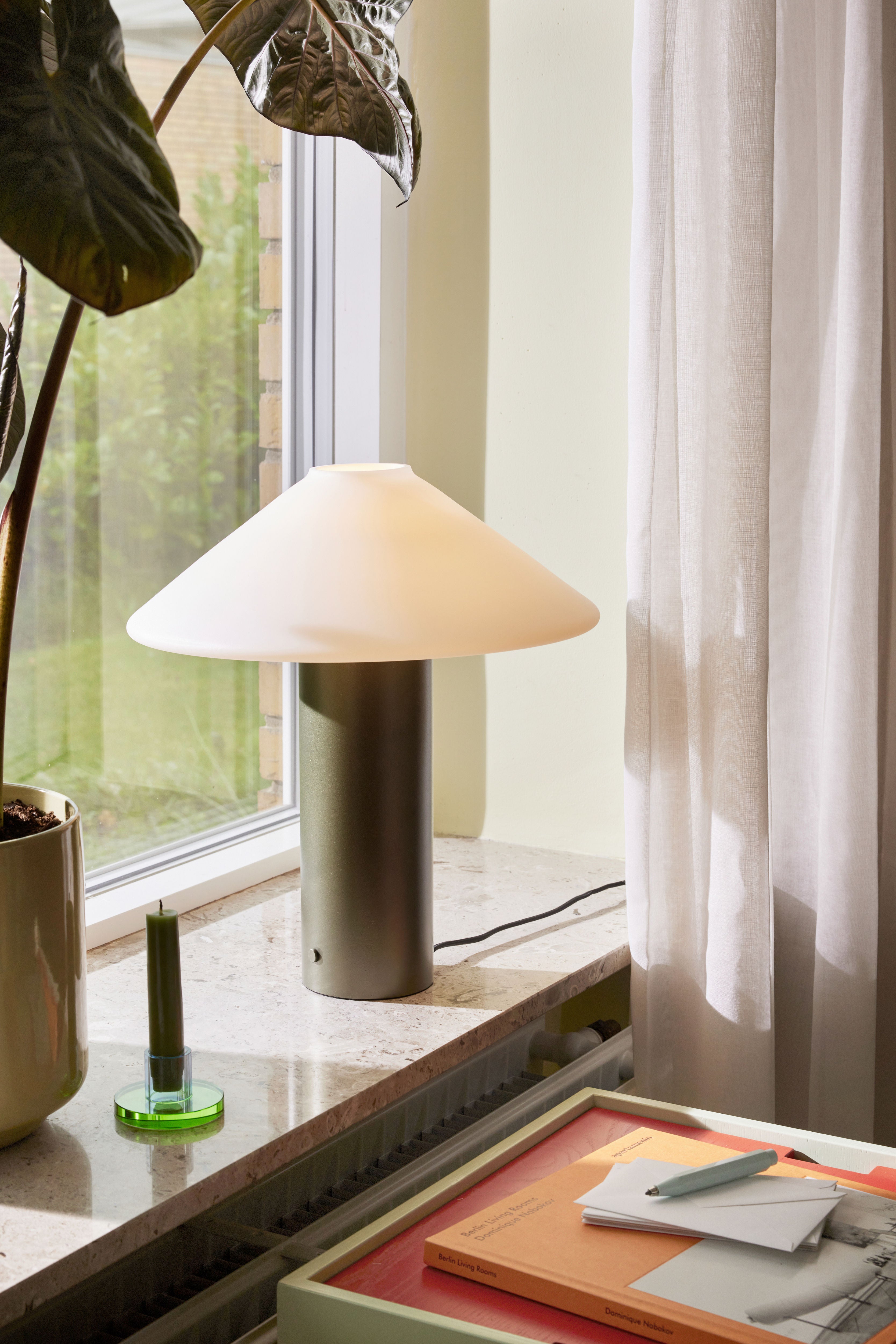 Tischlampe "Orbit" Dunkelgrün Glas Metall