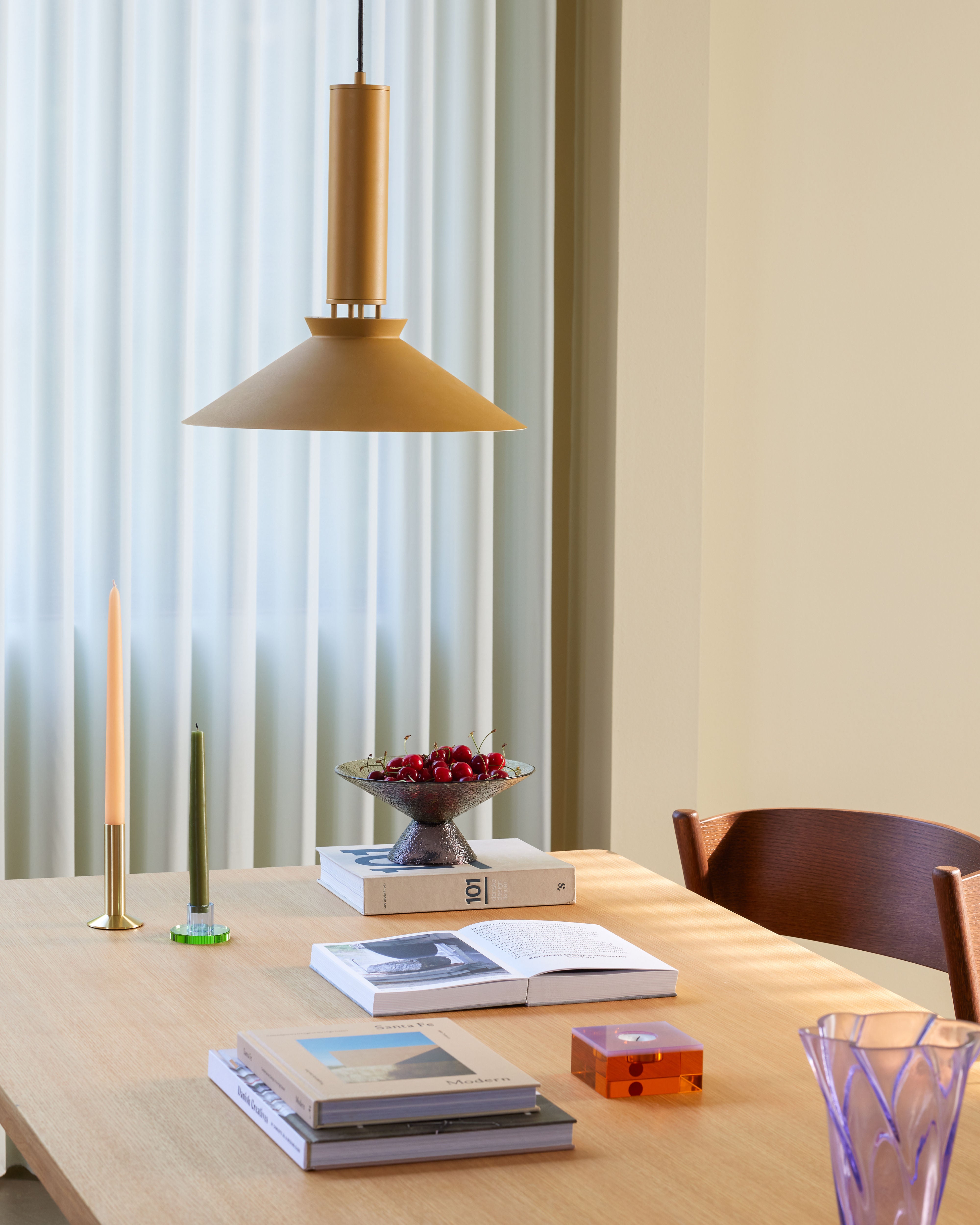 Hanging lamp "Coney" amber