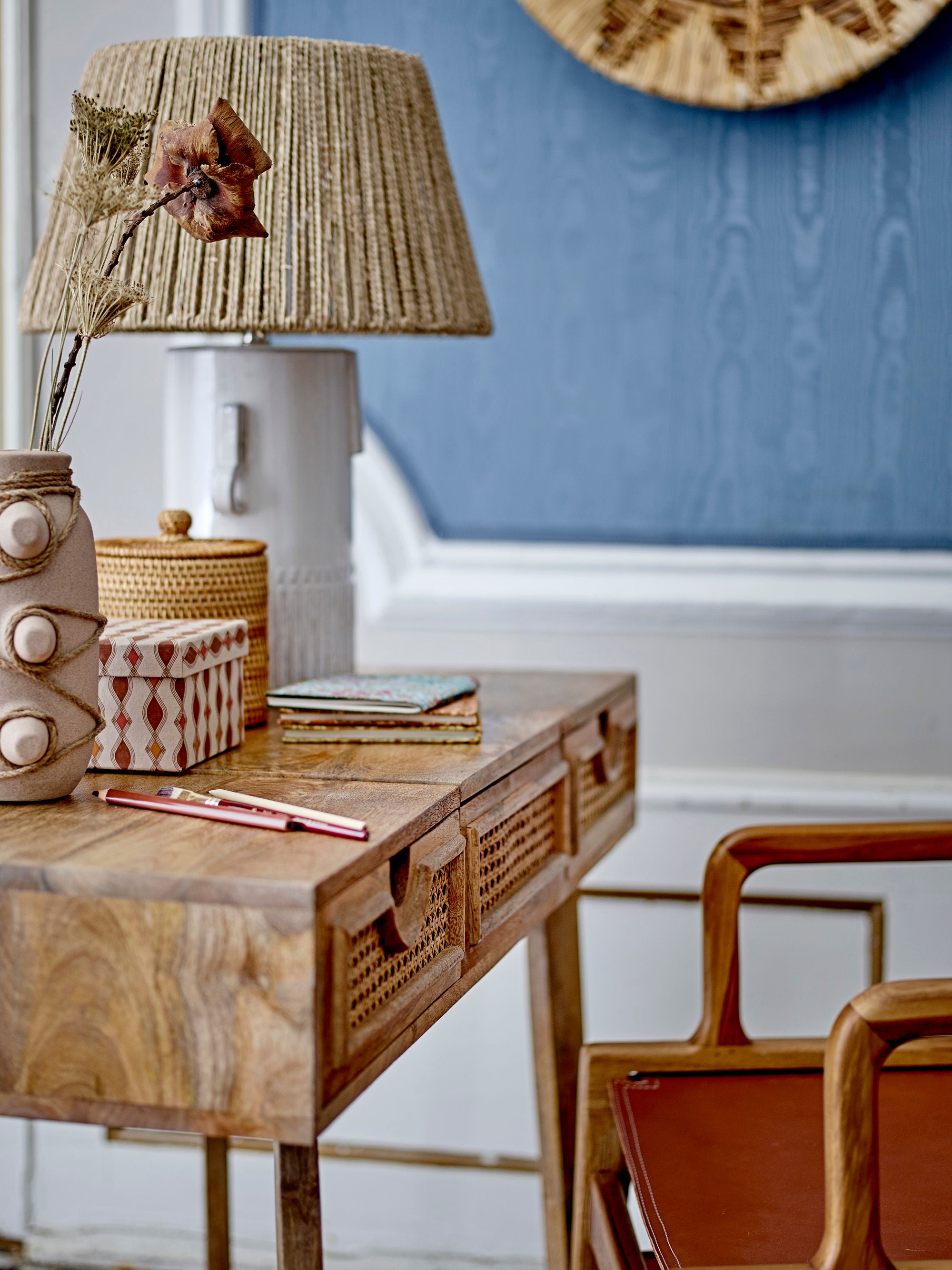 Table lamp "Rama" white stoneware 