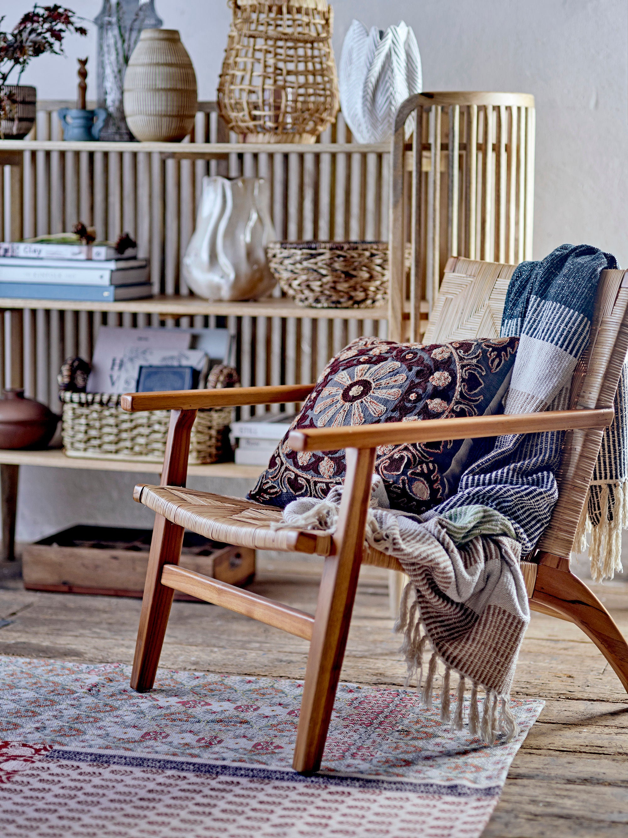 Lounge chair "Mills" brown rattan