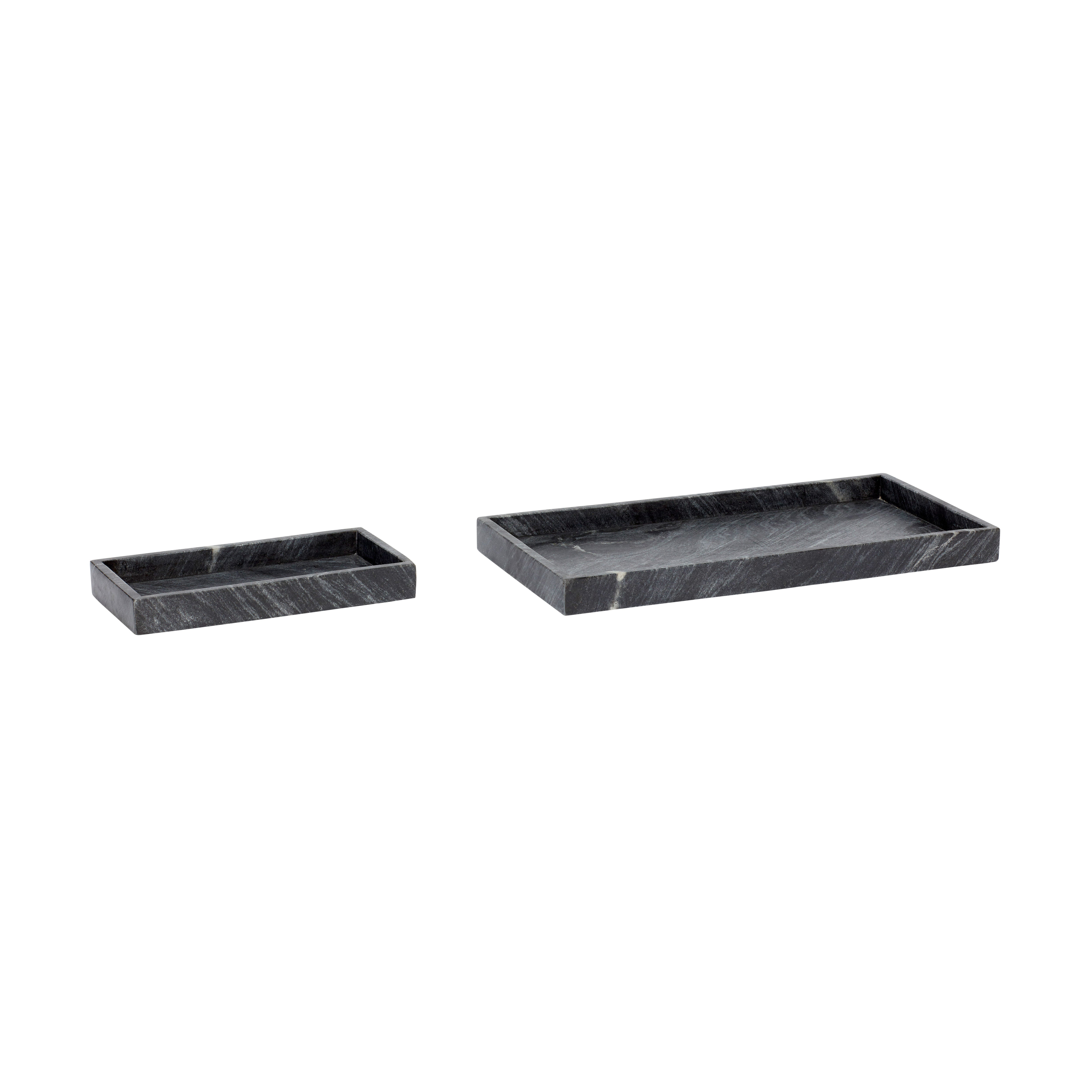 Das 2er Set Grand Tabletts in Schwarz aus luxuriösem Marmor ist eine stilvolle und praktische Wahl für die Präsentation von Accessoires oder das Servieren von Speisen mit einem Hauch von Luxus
